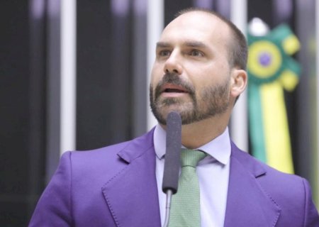 Moraes marca interrogatório de Eduardo Bolsonaro em ação por obstrução de Justiça e coação