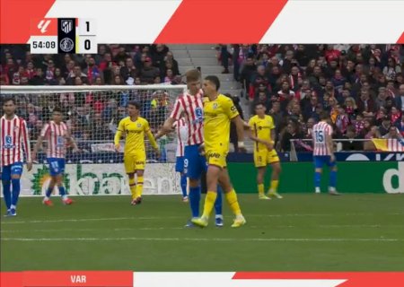 Zagueiro do Getafe é expulso por pegar em partes íntimas de rival