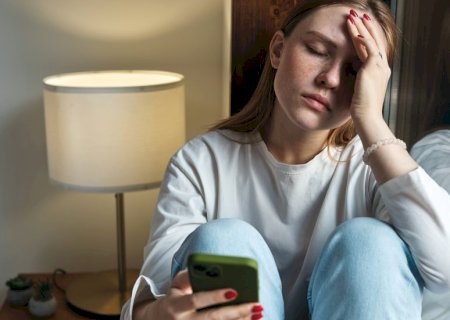 Uso desmedido do celular está cada vez mais ligado a problemas físicos e mentais