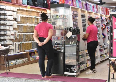 Mulheres recebem 26% a menos que homens em MS, aponta MTE
