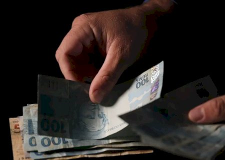 Redução da jornada de trabalho pode custar R$ 48,4 bilhões aos municípios brasileiros