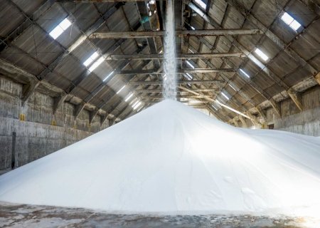 Mesmo com juros altos e incertezas globais, consumo de fertilizantes cresce no Brasil