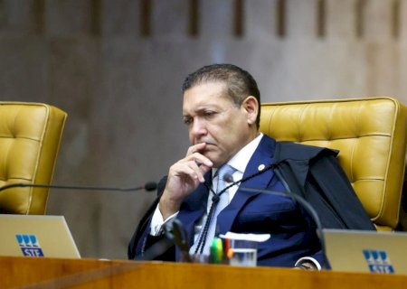Kassio é sorteado para relatar processo de Michelle contra Janones por post sobre dinheiro roubado