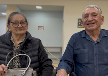 Juntos há 54 anos, casal vai retirar nova identidade no Dia dos Namorados em MS