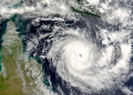 Frente fria muda o tempo no Brasil e fim de semana terá chuva forte e frio intenso em várias regiões