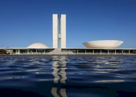 PEC das igrejas vai representar R$ 50 bi a menos em impostos