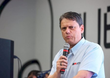 Juíza condena deputado do PT por vídeo que retrata Tarcísio como o boneco Chucky