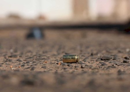 Ataque com 10 tiros deixa rapaz gravemente ferido em Guia Lopes da Laguna