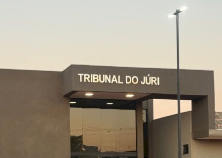 Homem que esfaqueou companheira até a morte é condenado a 23 anos de prisão