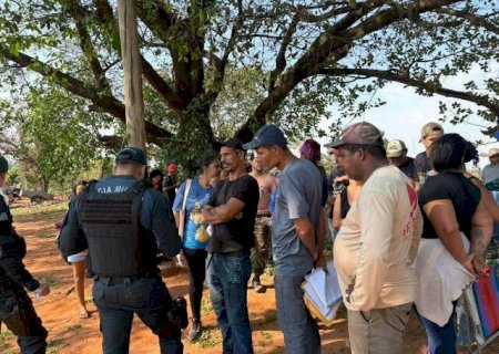 Grupo tenta invadir terreno de espólio ligado a grupo bilionário