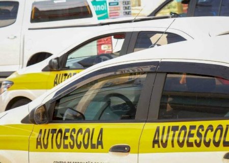 Supremo mantém regra que permite carro particular em prova da CNH