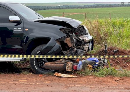 Motociclista morre após caminhonete ultrapassar e bater na MS-141