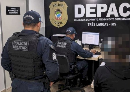 Mulher pede socorro à mãe ao ser trancada casa pelo companheiro em MS