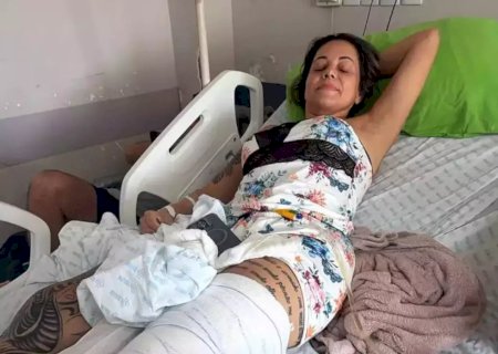 Sobrevivente de acidente com ambulância espera há 4 dias por cirurgia