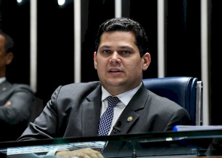 Alcolumbre sobre pressão nas redes por impeachment: desejo do 'cidadão Davi' era falar verdades