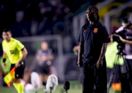 Jornal espanhol cita “pânico” de Seedorf do Corinthians