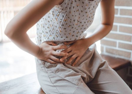 Mulheres sentem dor com maior frequência do que homens, aponta estudo