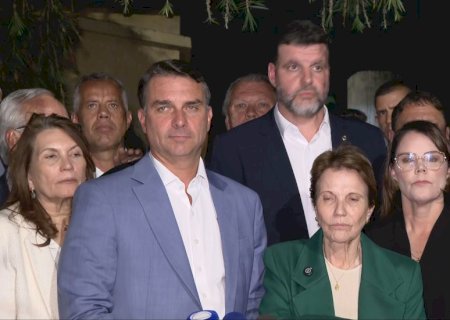 Bancada ruralista anuncia apoio a Flávio Bolsonaro no segundo turno