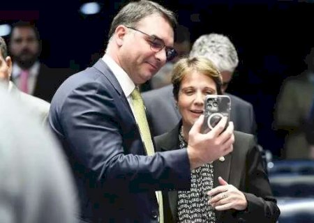 PP e União Brasil anunciam apoio a Flávio no 2º turno