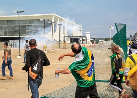 Após onda de direita nas urnas, Moraes movimenta processos relativos ao 8 de Janeiro