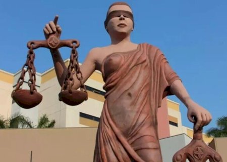 Justiça mantém lei que proíbe atletas trans em competições femininas