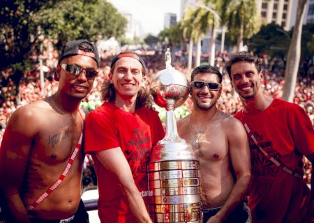 Rodrigo Caio explica por que não foi ao Monaco com Filipe Luís e descarta ser técnico
