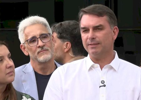 TSE determina reexibição de propaganda de Flávio Bolsonaro após programa ser veiculado sem áudio