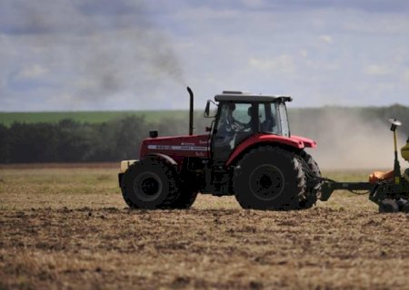 Vendas de máquinas agrícolas caíram 22,4%